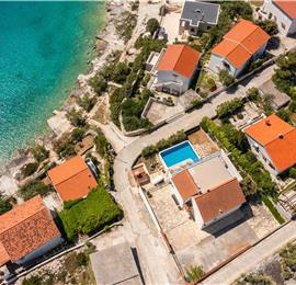 4 Bedroom Villa with Pool near Milna, Brac Island Sleeps 8 
